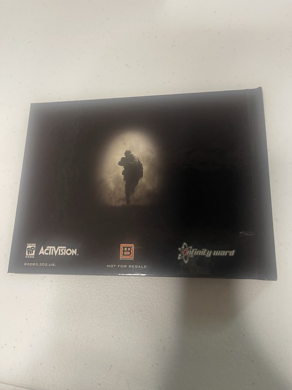 Call of Duty 4: Modern Warfare Limited Collector's Edition PC Game Complete gallery