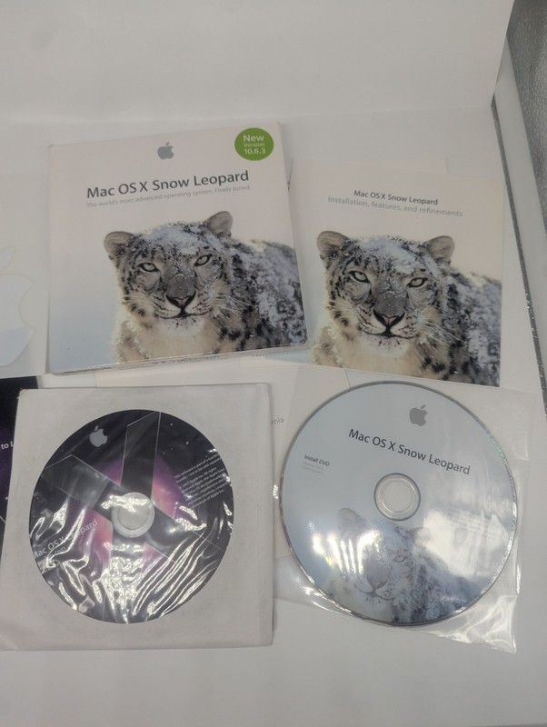 Apple Mac OS X Leopard Version 10.5 & Snow Leopard 10.6.3 Install DVDs Retail gallery