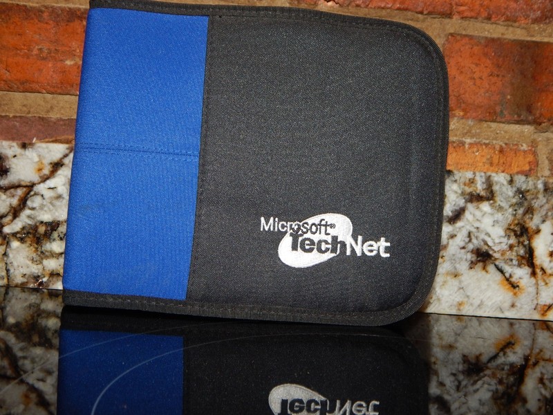 Vintage Microsoft TechNet Plus CD Subscription Binders with 117 Discs gallery