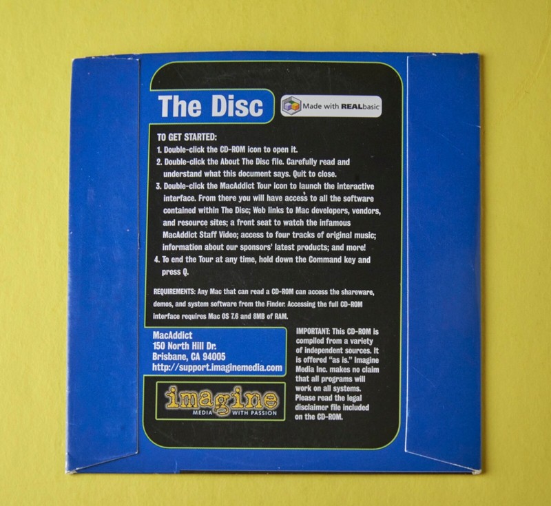 4 VTG MacAddict CD ROMs: Nautilus, Amapi/Eye Candy, How-to Extravaganza, Toys gallery