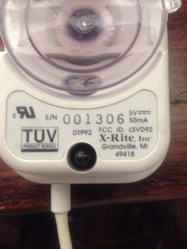 X-Rite Color Monitor Optimizer DTP92Q - In Excellent Condition wo power adapter gallery