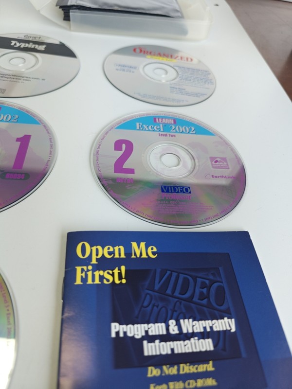 VIDEO PROFESSOR Learn Excel 3-CD Set 2002 + Hard Case 24 Disc Storage + 2 CD gallery