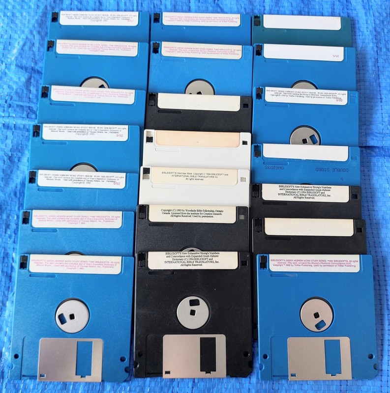 BIBLESOFT PC Study Bible Verses Hebrew 1992 DOS Floppy Disk 3.5" Lot Of 21 Rare gallery