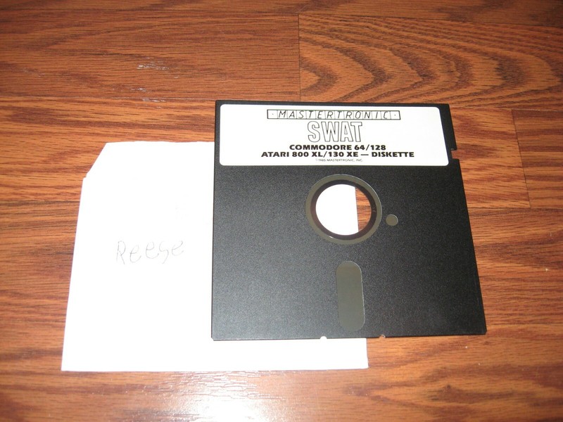 Swat Commodore 64 C64 Game on 5.25″ disk – Tested