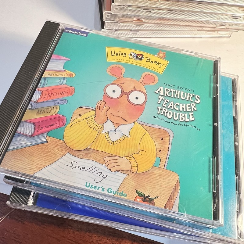 Lot of 10 Living Books PC CD-Rom Harry And The Haunted, Arthur, Little Monster gallery