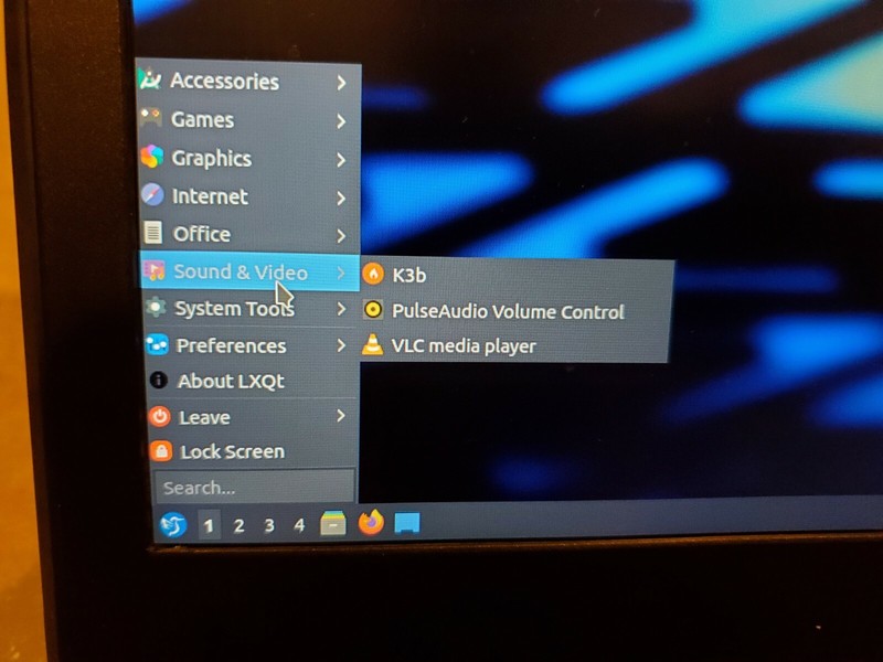 Lubuntu 21.04 x64 Bootable linux on 32G USB Stick! gallery