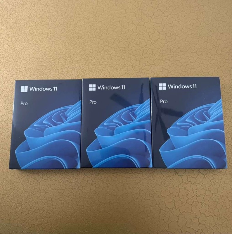 Windows 11 Pro Retail USB Flash Drive Genuine License Key Sealed Single Pack gallery