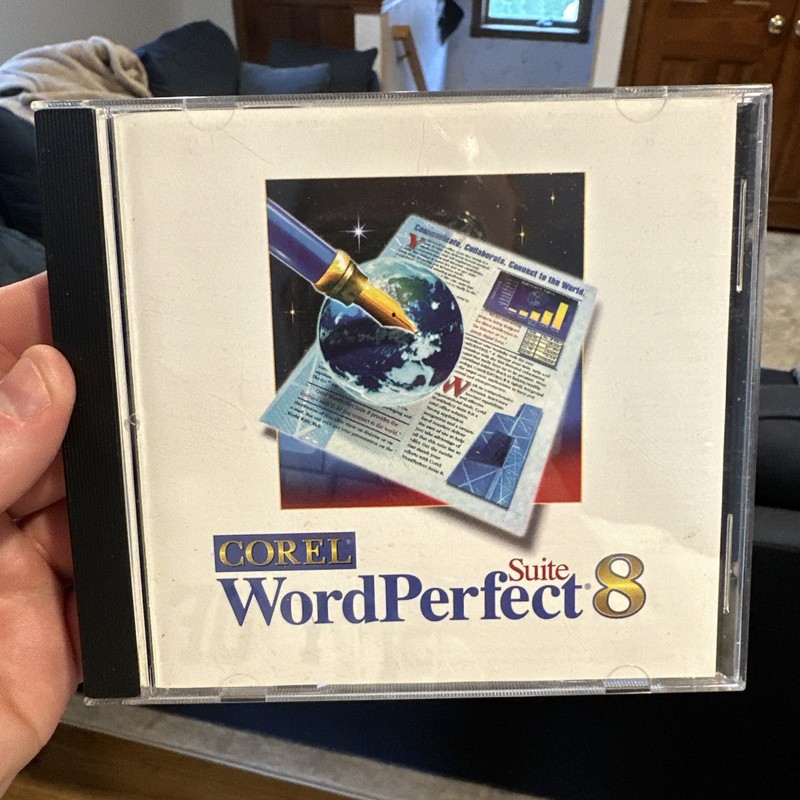 Corel WordPerfect 8 Suite Original Disk (WP, Quattro Pro, Presentation & more)