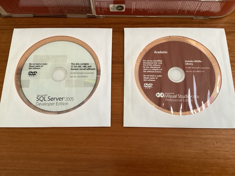 MICROSOFT Visual Studio 2008 Professional Edition - Academic version (2 DVD’s) gallery
