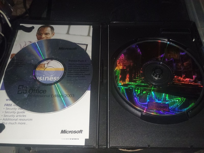 Microsoft Office Professional Edition 2003 Disc 2 + SP2 Disc + Key Only (Read)