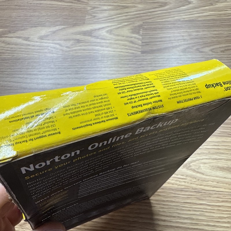 Norton Online Backup 2.0 For Multiple Computers, 25GB gallery