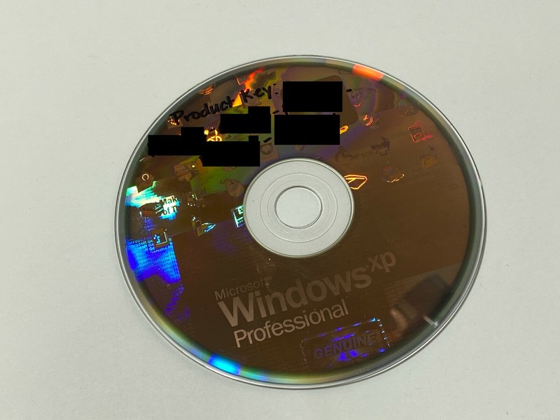 Microsoft Windows XP Professional with SP1 (License + Media) for Windows