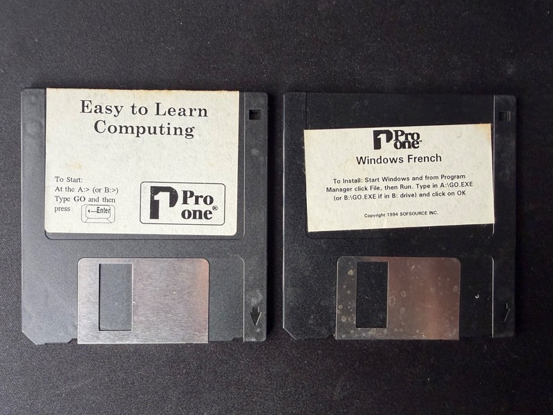 Pro one Easy To Learn Computing / Windows French 2 Disk 3.5″ Set For Windows