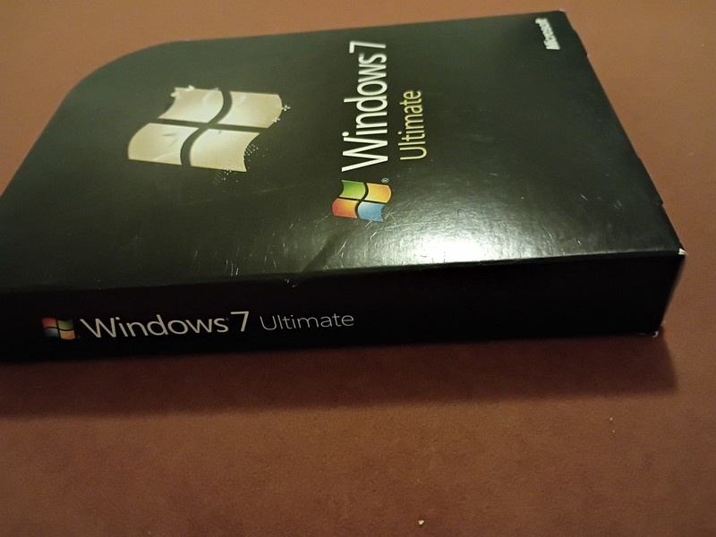Microsoft Windows 7 Ultimate 32 & 64 Bit DVDs Genuine MS WIN Full Retail Box Key gallery