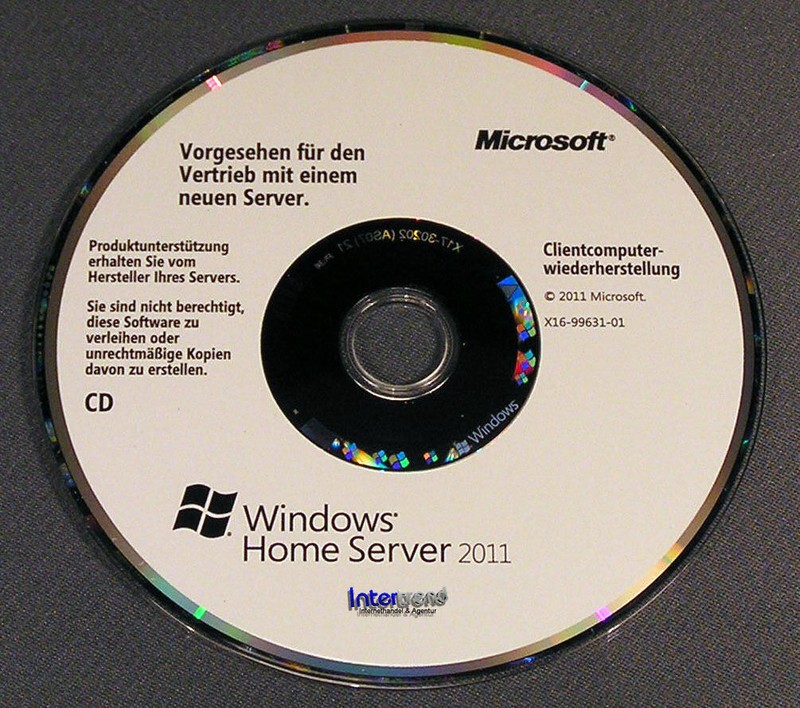 Microsoft Windows Home Server 2011 + 10 Cal Full Version 64-bit Box + DVD Original Packaging gallery