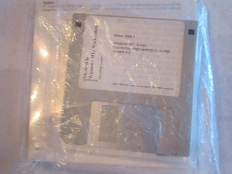MICROSOFT WINDOWS NT WORKSTATION OPERATING SYSTEM & IOMEGA CD-R RECORDABLE DISC gallery