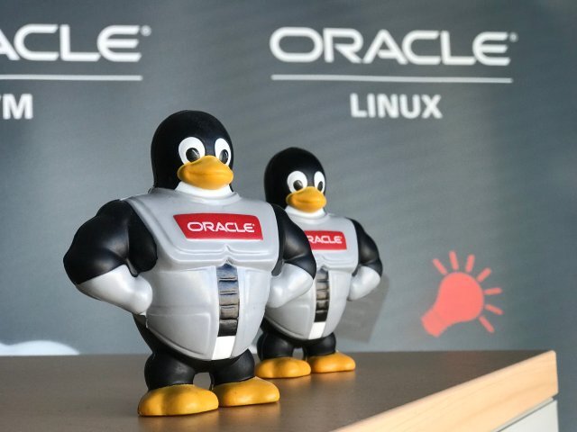 Oracle Linux 9.2 / 8 / 7 / 6 – DVD or USB Flash Drive – Red Hat RHEL Alternative