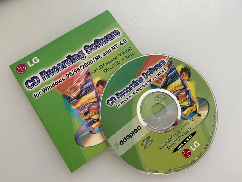 Adaptec – Easy CD Creator – v4.01C and DirectCD 3.01C CD Recording Software