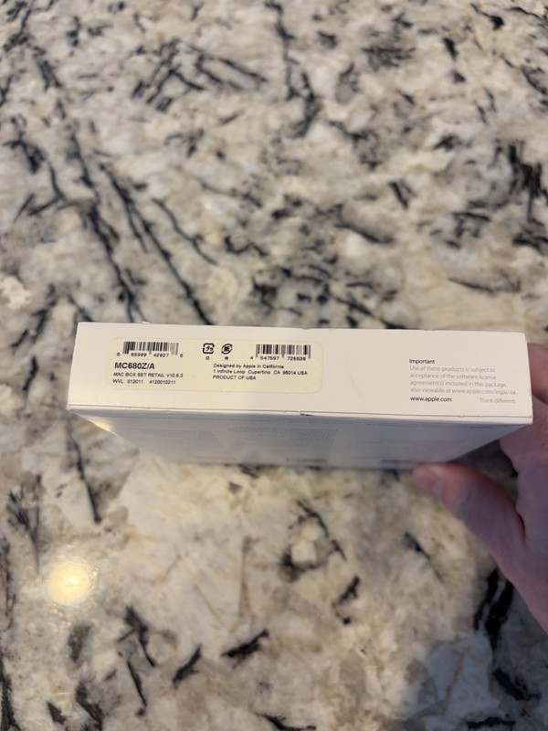 Apple Mac Box Set Mac OS Snow Leopard, IWork, ILife gallery