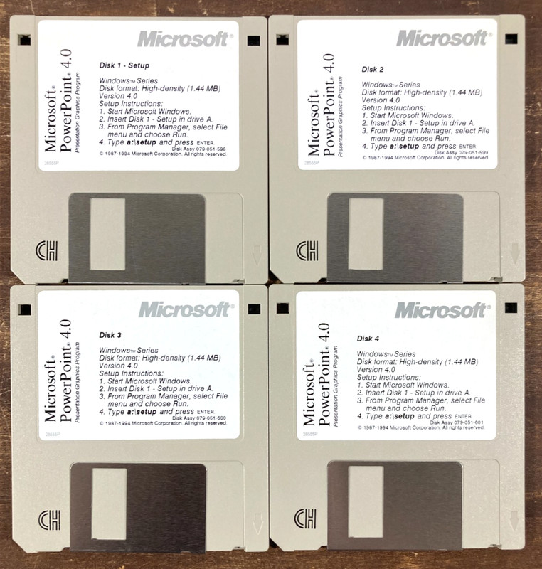 Microsoft PowerPoint 4.0 For Windows 95 Floppy Disk 3.5" Vintage Software PC gallery