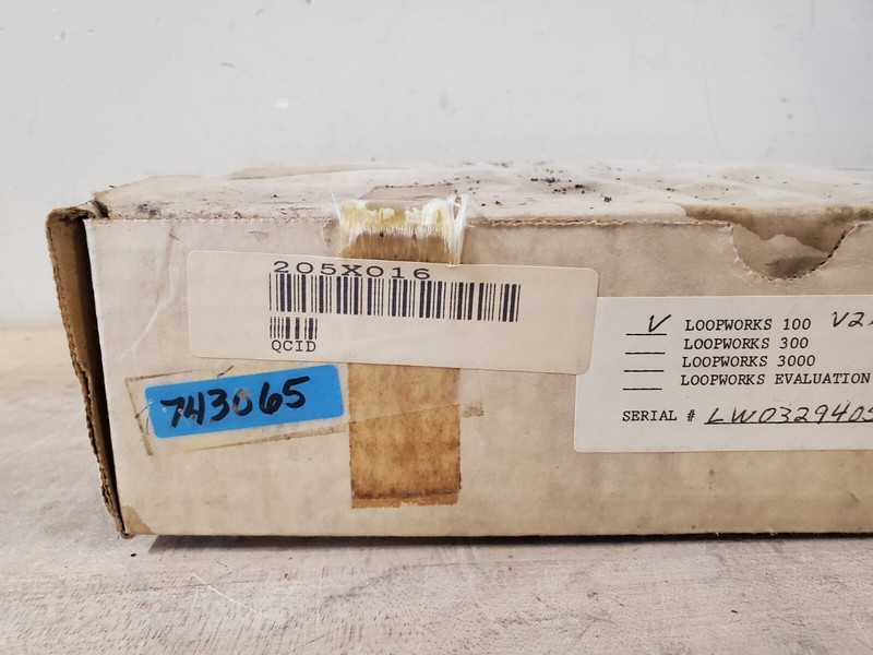 Rare- 2 New Old Stock Loopworks 100 1980's Software & Manuals, 1 Sealed, 1 Open gallery