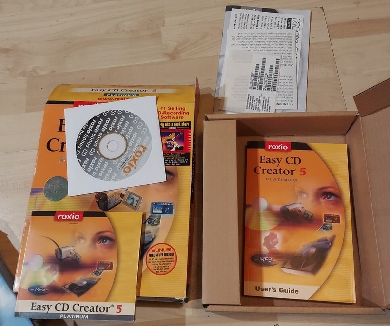 Roxio Easy CD Creator 5 Platinum Edition for Windows 95/98/Me/NT4 WS/2000 Pro gallery