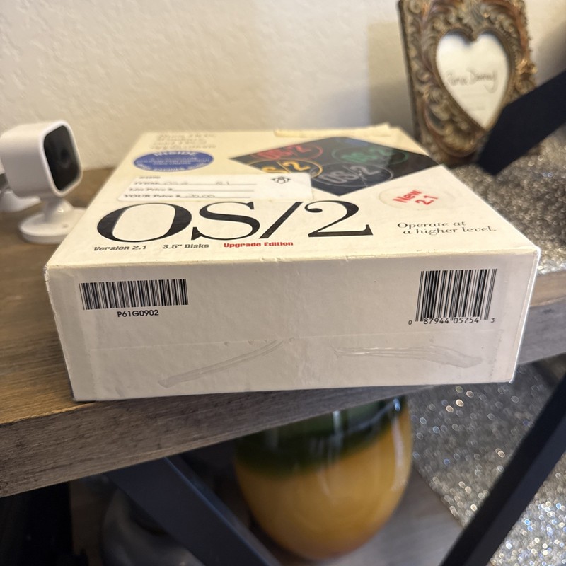 IBM OS/2 Version 2.1 | 3.5" Disks Upgrade Edition with Proof of License gallery