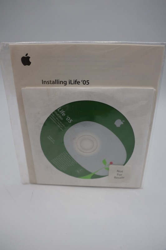 Macintosh iLife ’05 v5.0 iPhoto iMovie iTunes Mac Install Software Disc CD 2005