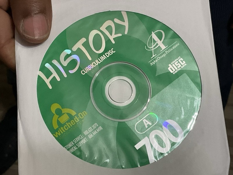 2006 7th Grade Switched On Schoolhouse 5 subject CD Set, No Installation Disk gallery