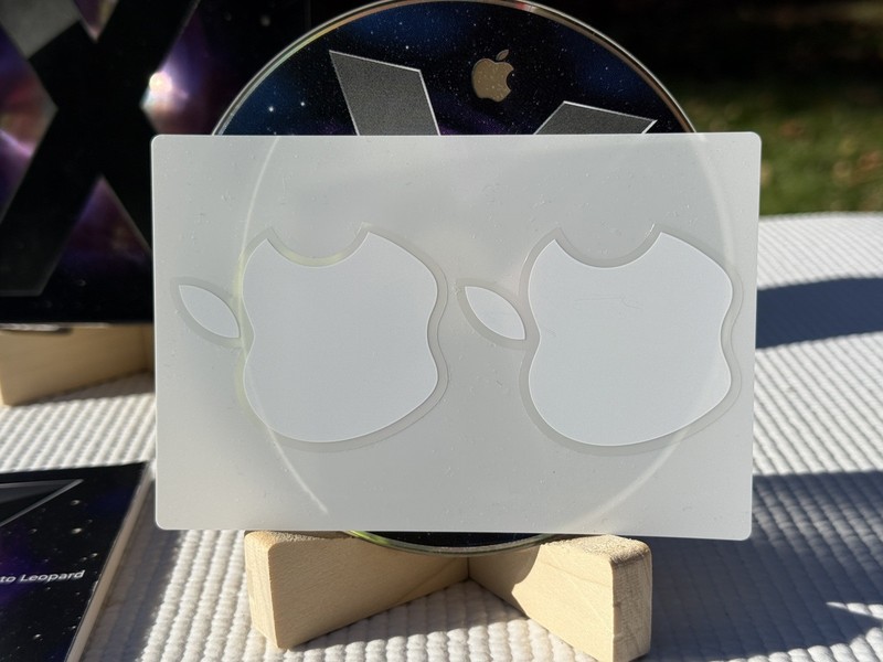Mac OS X Leopard Version 10.5.1 Install DVD Disk w/Manual & Apple Stickers- Read gallery