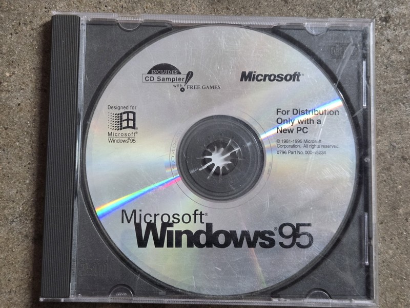 Microsoft Windows 95 Installation CD CD-ROM With USB Support no product key