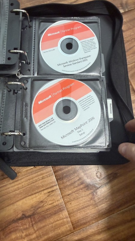 Microsoft Action Pack Subscription Partner Program 2003 Software + Keys + Discs