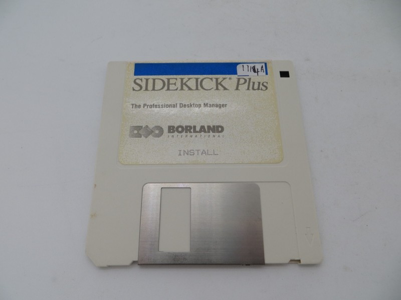 SIDEKICK PLUS 3.5″ Floppy Disk The Professional Desktop Manager Borland disc