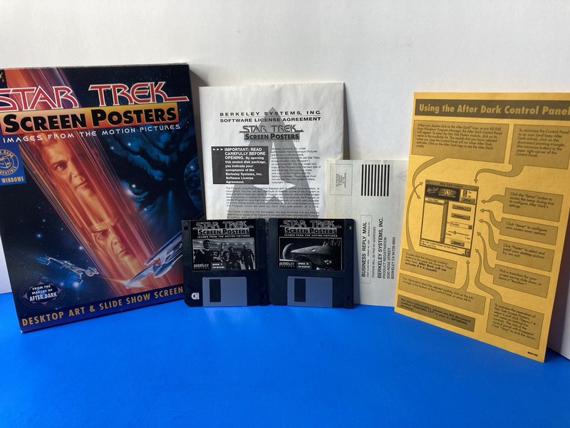 Star Trek The Screen Saver Retro PC Video Game w Original Box After Dark Compati