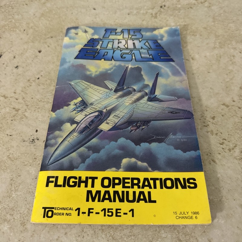 Vtg 1985 F-15 Strike Eagle Flight Operations Manual Commodore 64 Atari Apple