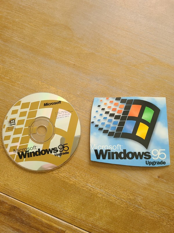 Microsoft Windows 95 Upgrade CD Only NO Key Fast Free Ship