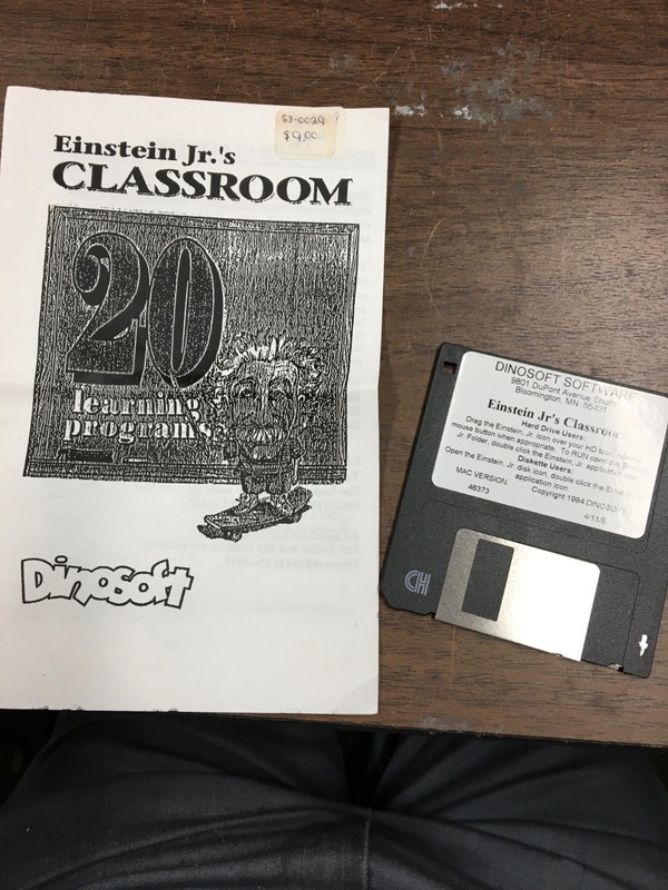 Vintage Macintosh software : Einstein Jr's Classroom gallery