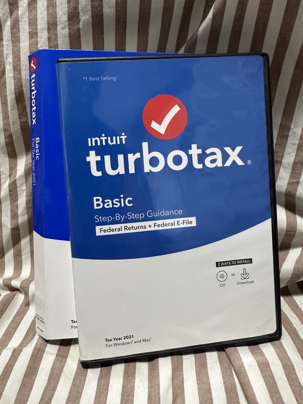 TurboTax 2021 Basic - Federal Returns + E-File Windows / Mac DISC New Open Box gallery