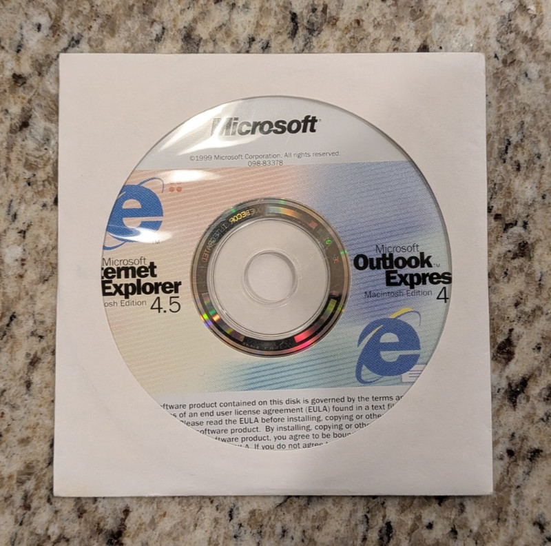 1997 Microsoft Internet Explorer 4.5 + Outlook Express 4.5 Macintosh Edition