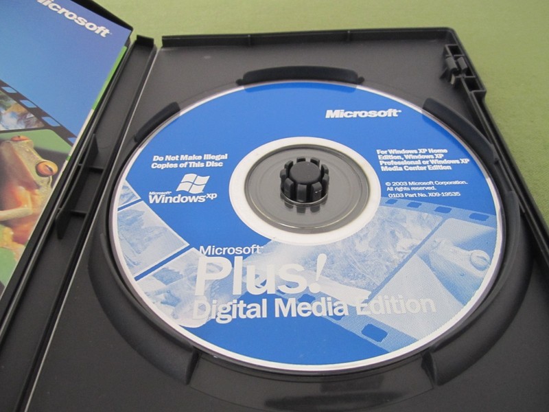 2003 Microsoft Plus Digital Media Edition Windows XP w/ Product Key gallery