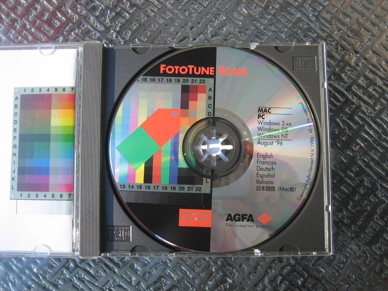 Agfa FotoTune Scan CD with Installation Booklet for Mac, PC Windows 3.xx, 95, NT gallery