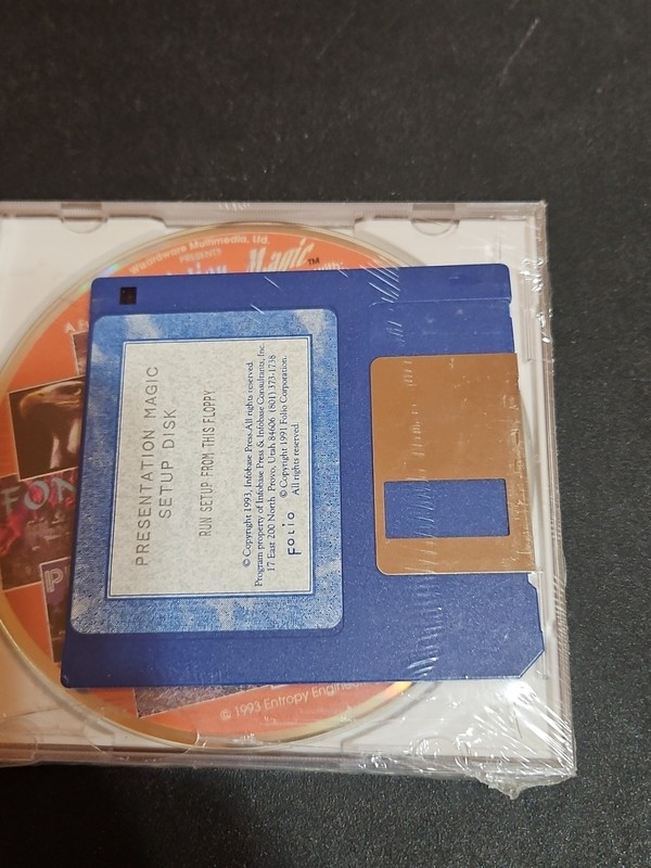 Rare 1993 Wizardware Multimedia Presentation Magic Setup Disc gallery