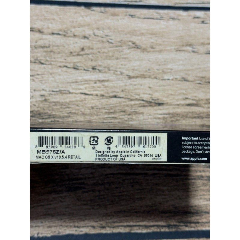 Apple Mac OS X Leopard Version 10.5.4 MB576Z/A Install DVD Software Box Manual gallery