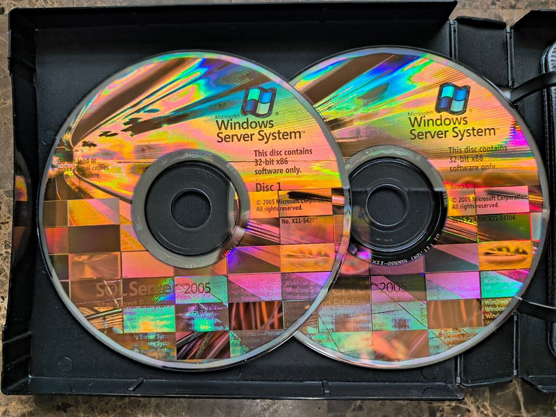 Microsoft SQL Server 2005 Standard RETAIL Box 5 CAL gallery