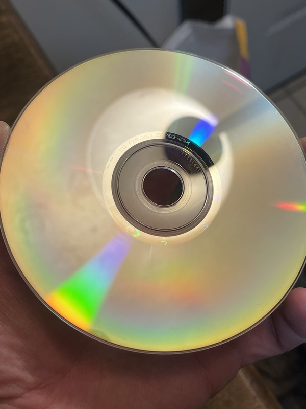 MICROSOFT WINDOWS 98 Cd with Manual-Key maybe used. Please read gallery