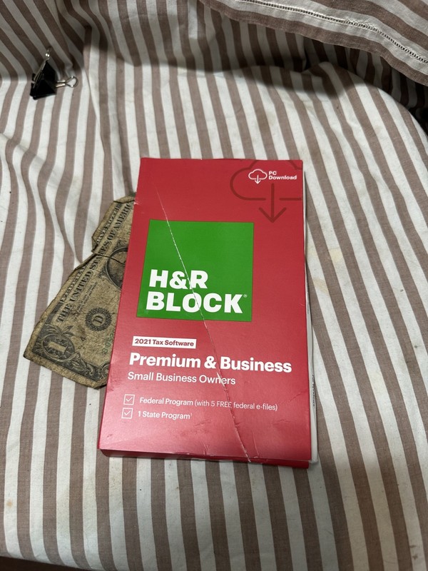 Box Damage H&R Block Tax Software Premium Business 2021 PC key card Turbotax HR