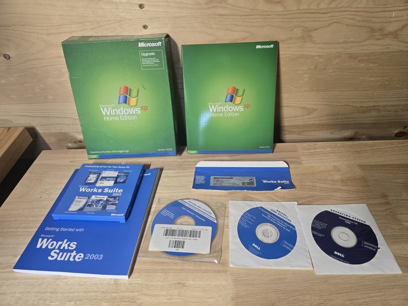 Microsoft Windows XP Home Edition 2002 Upgrade with Key Dell MS Works Bundle