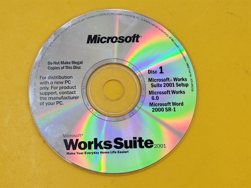 ⭐️⭐️⭐️⭐️⭐️ PC Software CD Disc Microsoft Works Suite 2001 Disk 1 Only