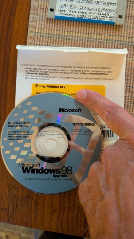 Microsoft Windows 98 Upgrade Second Edition Vintage - CD and Key Code gallery
