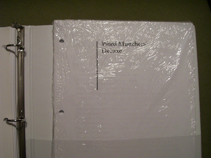 TEACHER'S ASSIGNMENT & TRACKING & WORD MUNCHERS DELUXE CD-ROM (3 RING BINDER) gallery